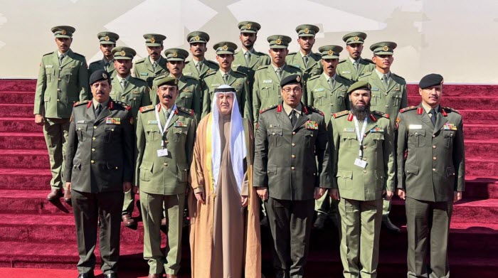  تخريج 14 كويتياً من كلية أحمد بن محمد العسكرية 
